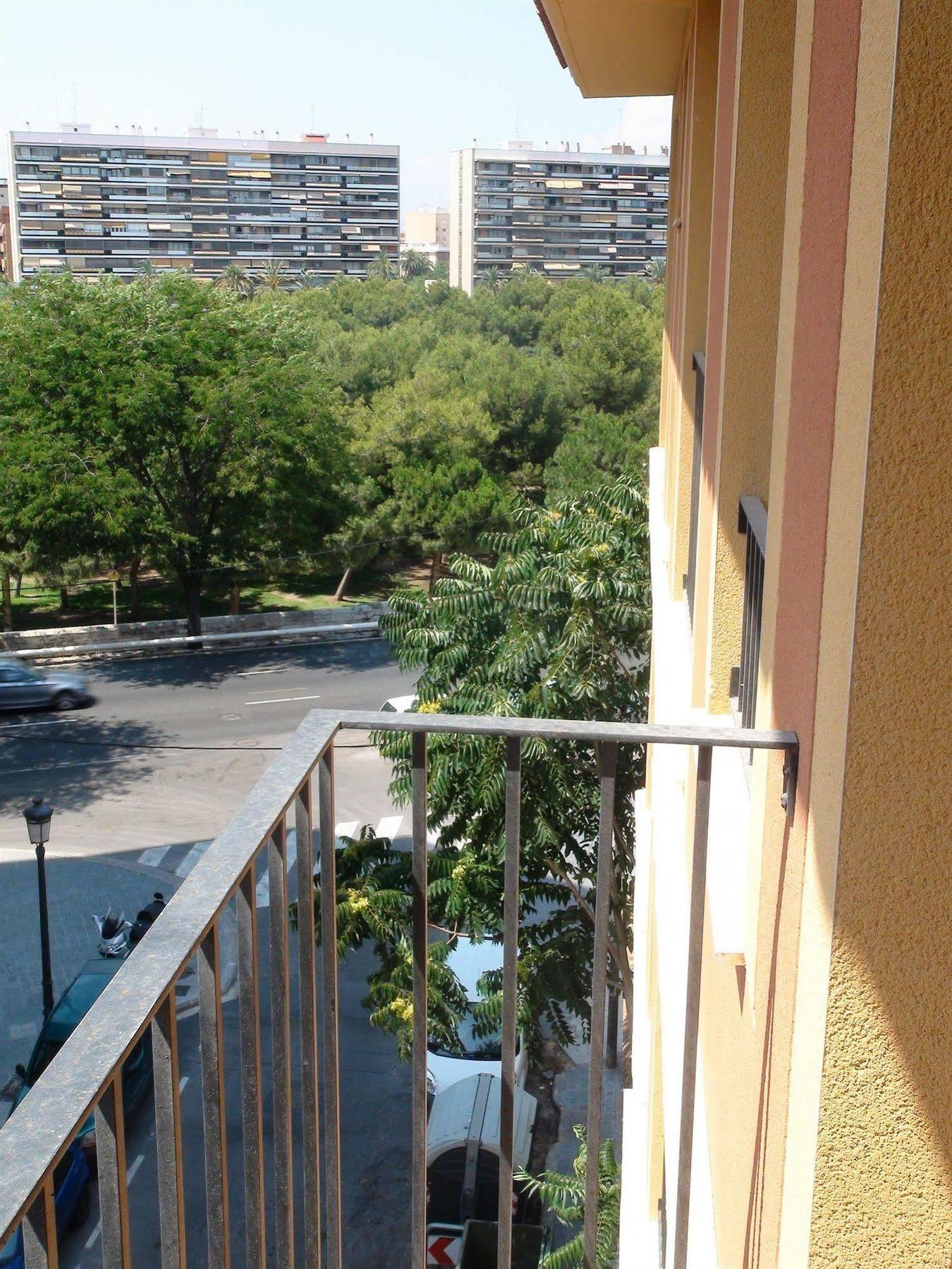 Holastays Jardines Del Turia Валенсия Екстериор снимка